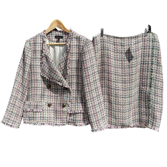 Ann Taylor Dresses & Skirts - Ann Taylor grid fringe tweed Pink White Double Breasted skirt suit set